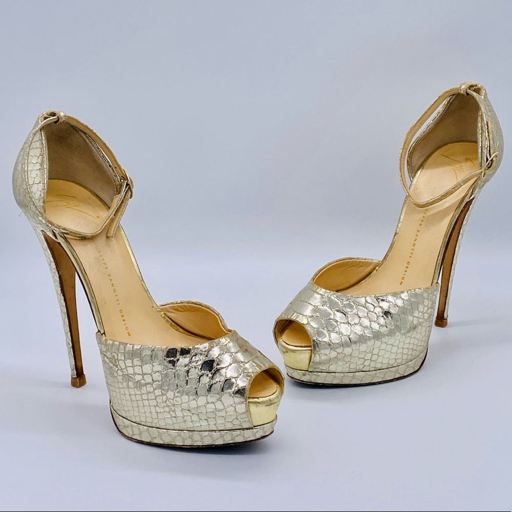 EUC Giuseppe Zanotti Sharon Platform Peep Toe Pump